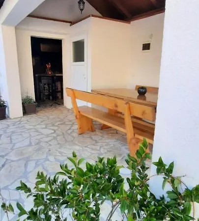 Elena Апартаменты Galovac (Zadar)