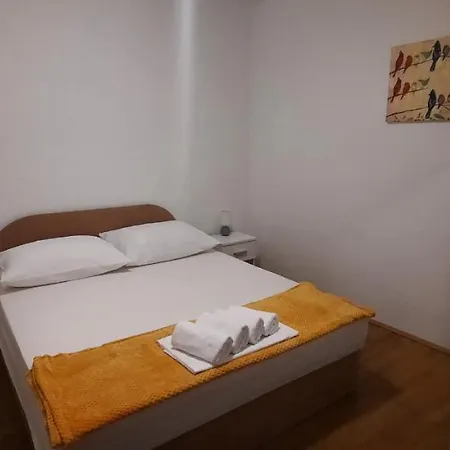 Apartment Elena