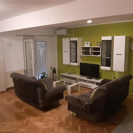 Elena Apartment